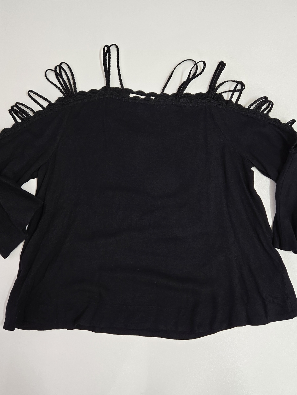 Ella Moss Black Cold Shoulder Top Strappy Cut Out Blouse 3/4 Bell Sleeve XS NWT
